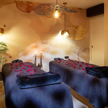Les Chambres Romantiques - Jacuzzi Privatif, Domaine Aixois D'exception Aix-en-Provence