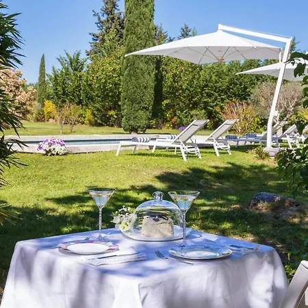 Maison d'hôtes Les Chambres Romantiques - Jacuzzi Privatif, Domaine Aixois D'exception